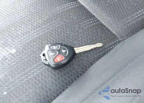 2011 Toyota Corolla S z USA, uszkodzony, nr VIN 2T1BU4EE5BC582243